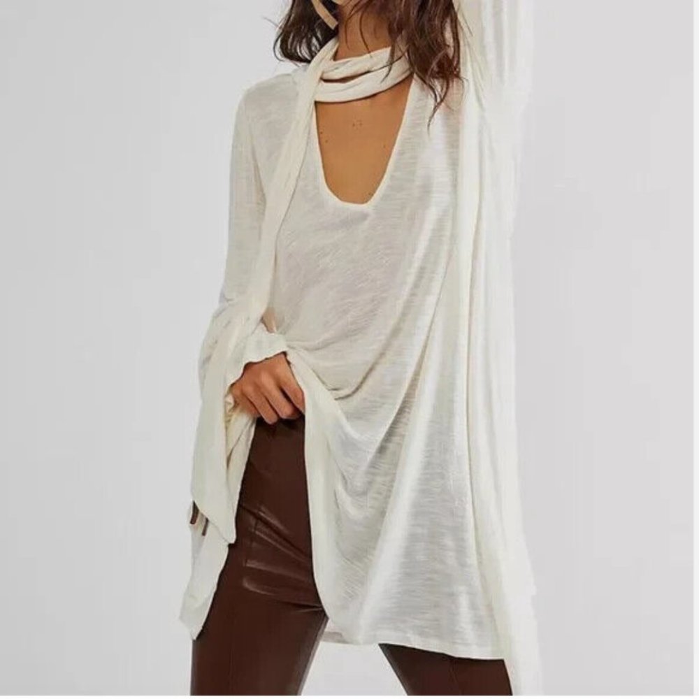 FREE PEOPLE BRIDGETTE TUNIC -BELLE SLEEVE TIE DETAIL, DEEP V, VERSATILE TIE-NWT
